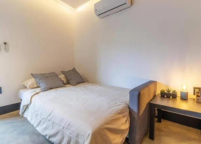 Apartment Zielo 2bdrm 1bath Fits 6 Ac Rooftop
