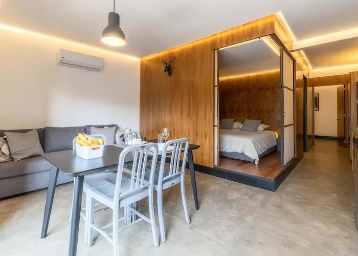 Zielo 2bdrm 1bath Fits 6 Ac Rooftop *
